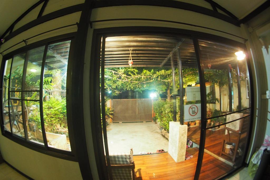 Mon Lodge & Yoga Donmueang 曼谷 外观 照片
