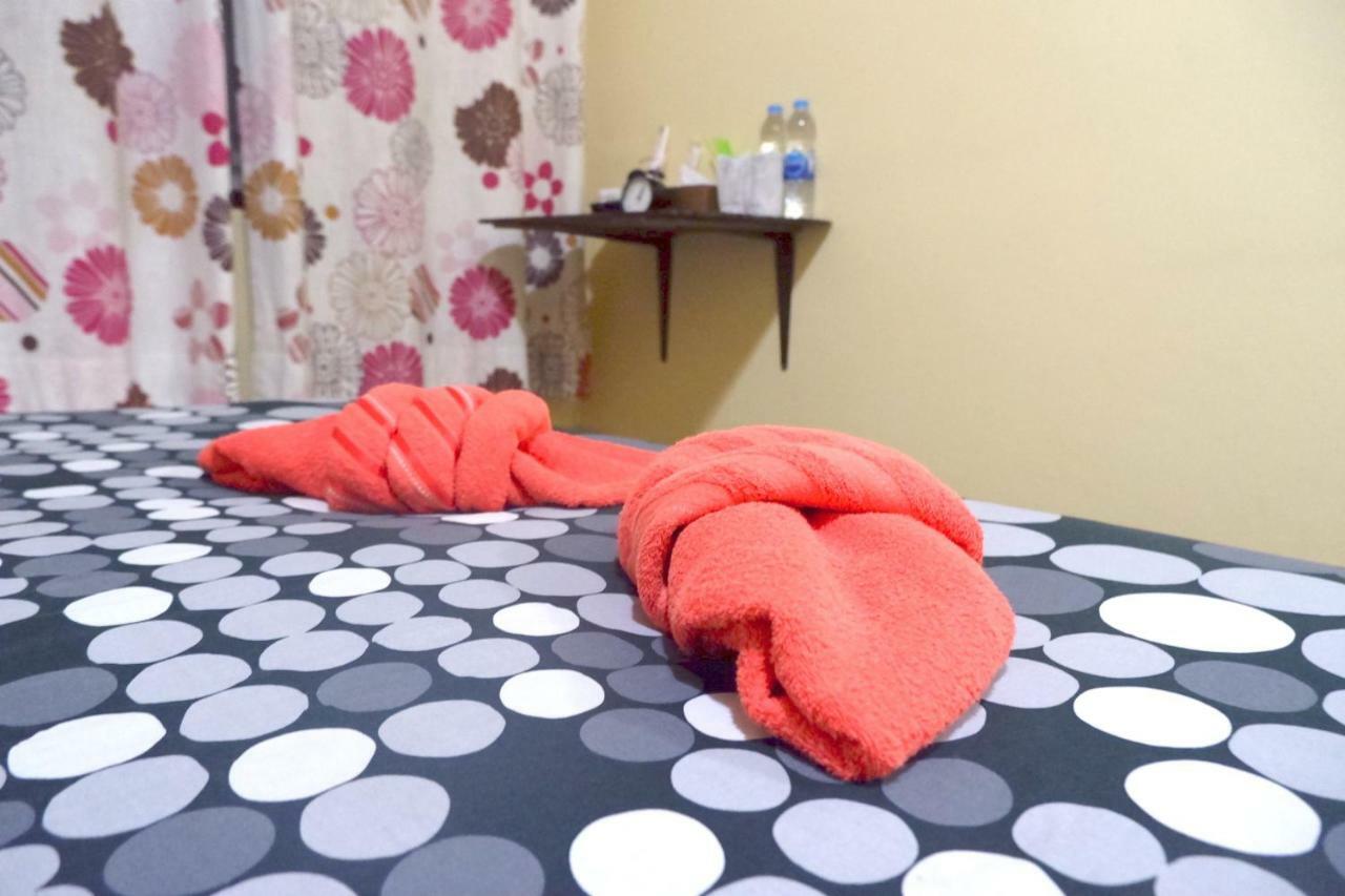 Mon Lodge & Yoga Donmueang 曼谷 外观 照片